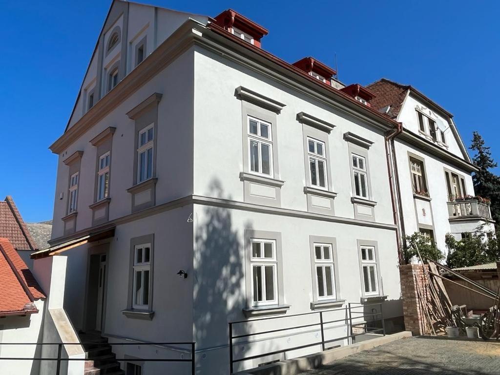 Penzion U Orloje Žatec Екстериор снимка